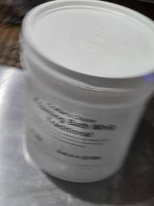 lot 333 image: Crafters Choice Foaming Bath Whip Traditional - 8 lbs