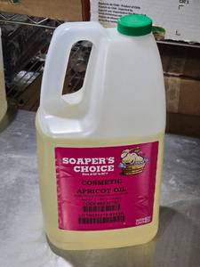 lot 337 image: Soapers Choice Cosmetic Apricot Oil - A little over 12 full