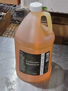 lot 354 image: Natures Oil Polysorbate 80 Emulsifying Agent - 1 Gallon