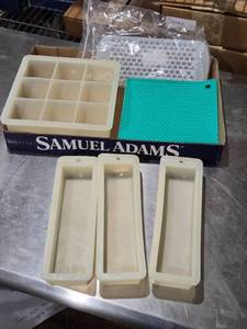 lot 456 image: Crafters Choice Silicone Soap Mold Set