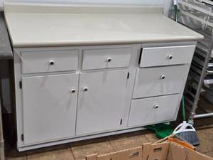lot 460 image: White Kitchen Cabinet with Countertop