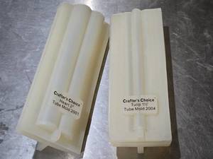 lot 464 image: Crafters Choice Tube Mold Set - Heart and Tulip 12