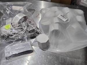 lot 511 image: Small  Candle Molds and Wick