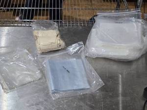 lot 519 image: Lot of Various Plastic and Fabric Bags