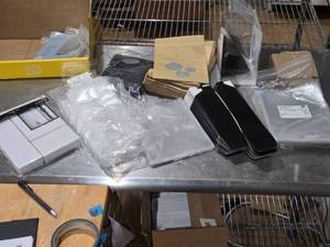 lot 521 image: Assorted Packaging Supplies Lot