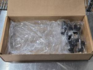 lot 528 image: Plastic Bottles with Droppers and Application Balls