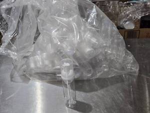 lot 532 image: Lot of Clear Plastic Foam Pump Bottles