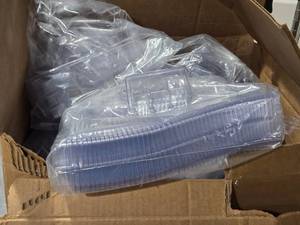 lot 546 image: Large Lot of Clear Plastic Clamshell Packaging