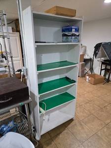 lot 634 image: White Wooden Bookshelf - Contents NOT included.