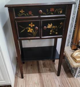 lot 15 image: Pier 1 Floral Embellished Tall Side Cabinet