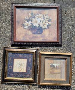 lot 115 image: Framed Tuscan Inspired Wall Art Collection, 3