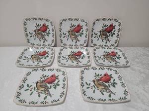 lot 130 image: Holly Cardinal Bird Appppetizer Plate Set - Living Quarters - (8)