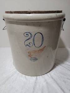 lot 2 image: Antique Red Wing 20gal. Earthenware Crock with Wood Lid