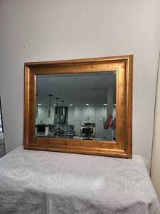 lot 21 image: Pottery Barn Elegant Beveled & Guilt Dcor Mirror