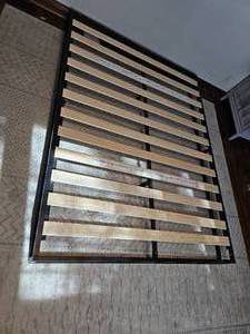 lot 139 image: Rugged Metal Mattress Platform