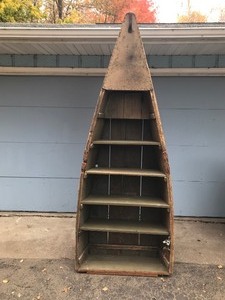 lot 10 image: Vintage Wooden Duck Boat Made into a Shelf