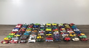 lot 28 image: Lot of 100 Matchbox  Hot Wheels Die Cast Cars and More