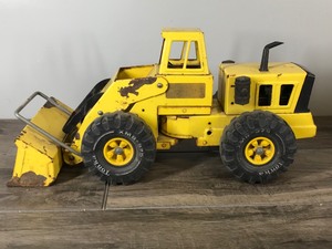 lot 108 image: Tonka Collectible Front End Loader