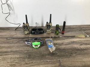 lot 113 image: Midland GXT X-Tra Talk Walkie Talkies (work) - Flashlights - Arrow - Lock