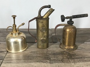 lot 129 image: Vintage Alcohol Burner - Thumb Press Oiler & Lenk Gasoline Torch