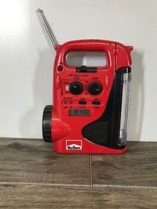 lot 130 image: Marlboro Collectible Radio  Flashlight  Clock