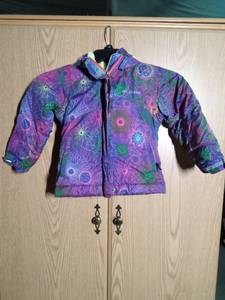 lot 211 image: Columbia colorful kids jacket
