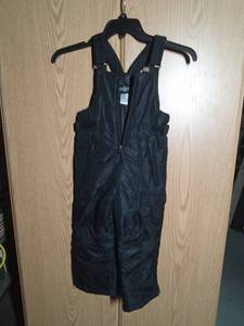 lot 217 image: Artic Quest snow pants