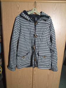 lot 219 image: Roxy plaid snow jacket