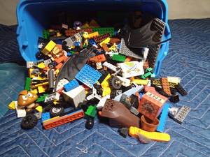 lot 238 image: Lego box of Legos