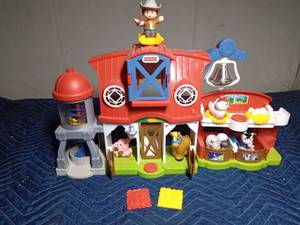 lot 248 image: Fisher Price barn with all the animals, farmer and food