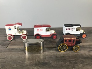 lot 132 image: Lot of Banks - Amoco - Tractor Supply - Pet Milk - Wells Fargo & United States National Bank Denver
