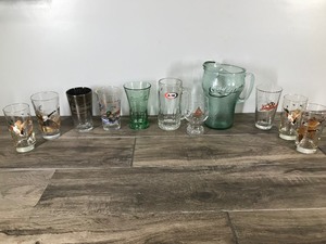 lot 182 image: Lot of Collectible Glasses and More - Coca Cola - A&W - Budweiser - Blatz - Leinenkugels