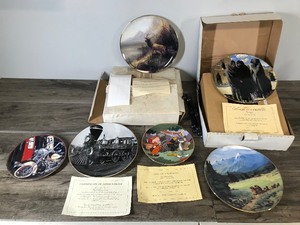 lot 184 image: Lot of Collectible Plates - Harley Davidson - 4 Burlington Northern Railway Plates - Bugs Bunny