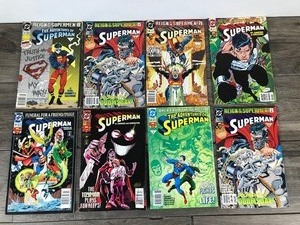 lot 422 image: Lot of 8 DC Superman Comics