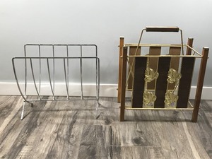 lot 463 image: 2 - Magazine Racks