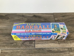 lot 541 image: Complete Sealed Set of 1989 Topps Baseball Cards