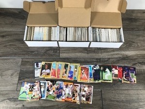 lot 543 image: Lot of Collectible Trading Cards - Mixture of all sports and more