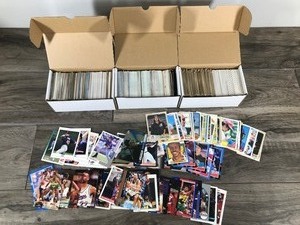 lot 547 image: Lot of Collectible Trading Cards - Mixture of all sports and more