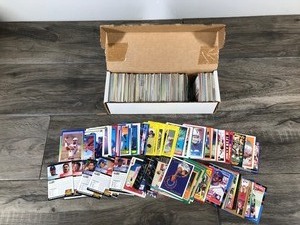 lot 627 image: Lot of Collectible Trading Cards - Mixture of all sports and more