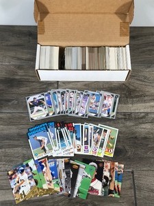 lot 618 image: Lot of Collectible Trading Cards - Mixture of all sports and more