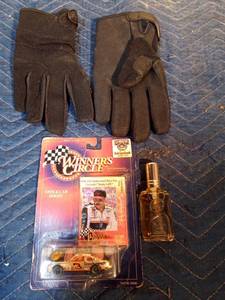 lot 556 image: 1998 dale Earnhardt car & card set, gloves and Stetson Cologne