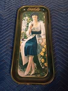 lot 384 image: Coca-Cola tray