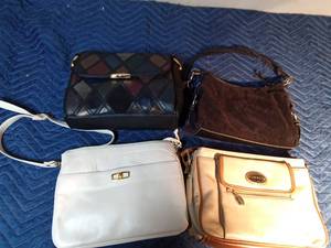 lot 370 image: Cabin creek, Tommy Hilfiger, Taylor Boothe purses