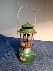 lot 356 image: 1965 Coleman lantern