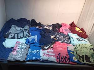 lot 274 image: Lot of Hollister, Pink, Aeropostale hoodies and shirts
