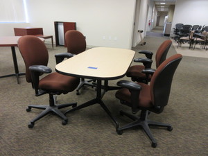 lot 914 image: HERMAN MILLER TABLE AND HERMAN MILLER CHAIRS