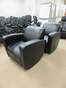 lot 919 image: NATIONAL RENO LOUNGE CHAIRS