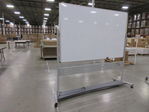 lot 302 image: DELUXE ROLLING WHITE BOARD