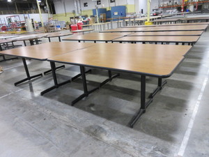 lot 307 image: STEELCASE WOOD GRAIN LAMINATE TOP TABLES