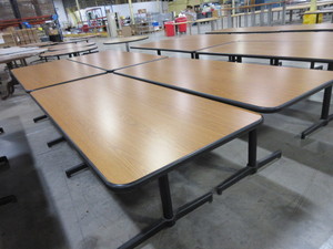 lot 308 image: STEELCASE WOOD GRAIN LAMINATE TOP TABLES